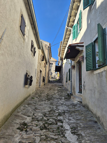 Opinii despre Humska Konoba în Hum - Gastronomija i ugostiteljstvo