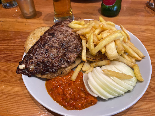 Opinii despre Restoran Amadeus în Kloštar Ivanić - Gastronomija i ugostiteljstvo