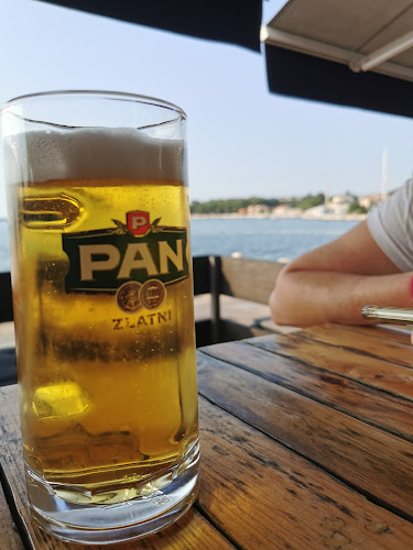 Comentarii opinii despre BURGERiJA Burger Bar