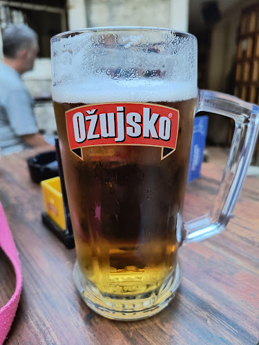 Opinii despre Caffe bar La Linea în Split - Gastronomija i ugostiteljstvo