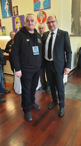 Comentarii opinii despre Baza