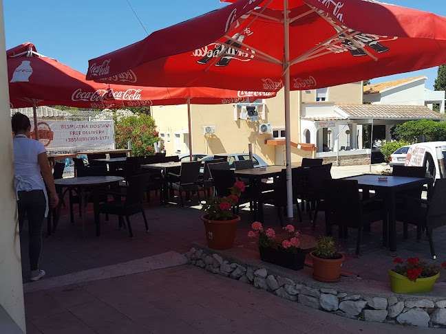 Pizza Cut Sandwich Bar COCO