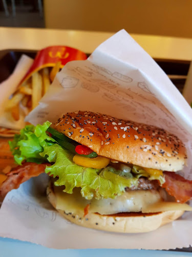 Maksimirska Cesta 2, 10000, Zagreb