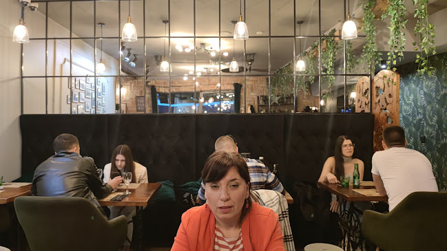 Ul. kralja Petra Svačića 16, 31000, Osijek