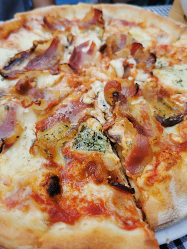 Opinii despre Pizzeria Luki Yo în Primošten - Gastronomija i ugostiteljstvo