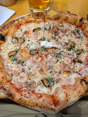 Opinii despre Pizzeria ANTULA în Omiš - Gastronomija i ugostiteljstvo