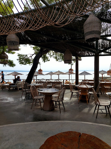 Comentarii opinii despre Gooshter Beach Club