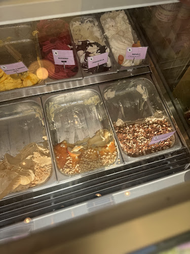 Ul. Petra Svačića 2, 21000, Split