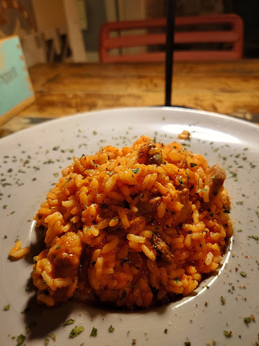 Opinii despre Bistro Bon appetit în Dubrovnik - Gastronomija i ugostiteljstvo