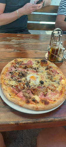 Pizzeria-Restaurant Zadruga - Komiža