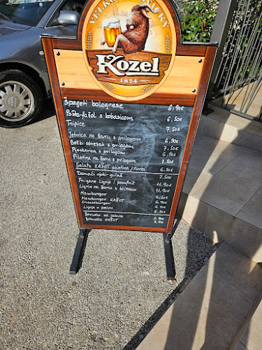 Mihanovićeva ul. 58, 51000, Rijeka