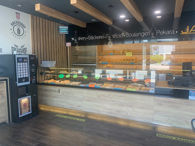 Pekarna Jadran - Gastronomija i ugostiteljstvo