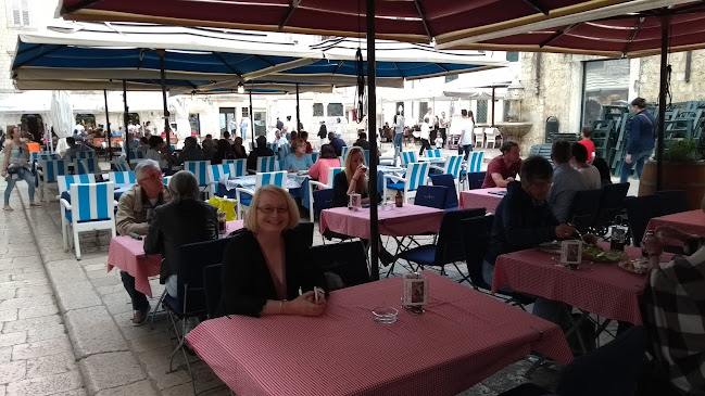 Gundulićeva poljana 5, 20000, Dubrovnik