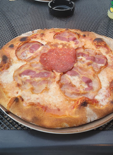 Pizzeria & Bistro Lukas