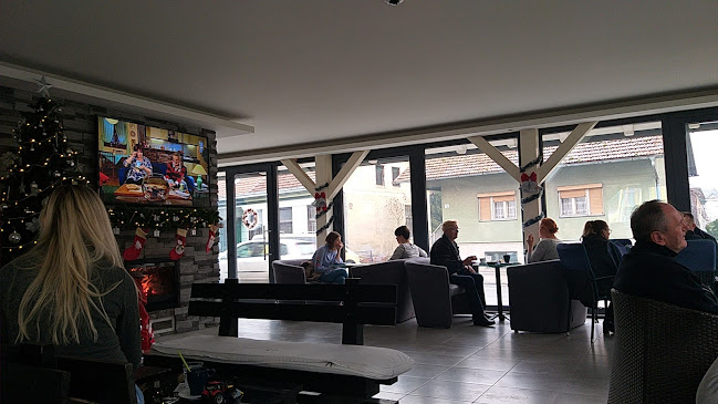 Opinii despre Caffe Bar Blue Up în Pregrada - Gastronomija i ugostiteljstvo
