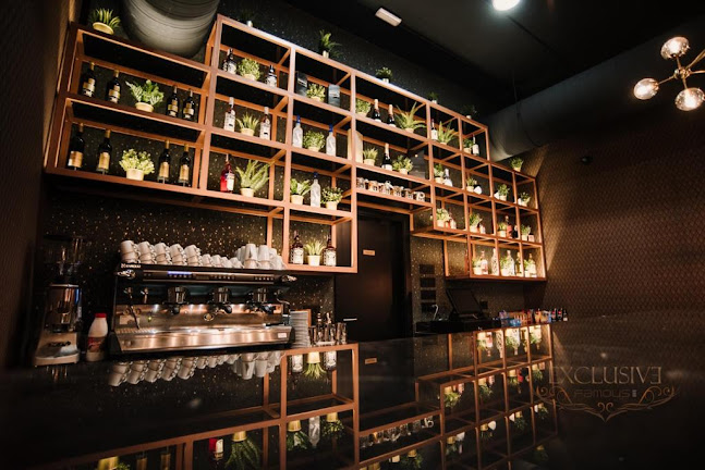 Comentarii opinii despre Famous Exclusive Bar