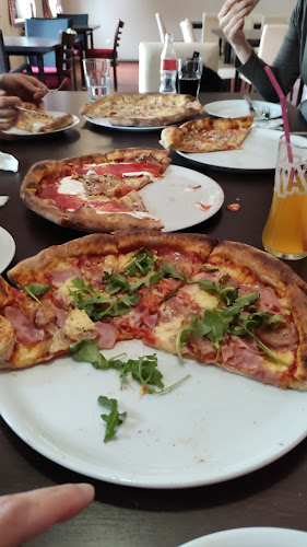 Opinii despre Caffe Bar & Pizzeria Erdödy în Jastrebarsko - Gastronomija i ugostiteljstvo