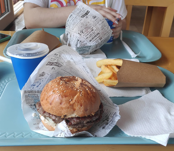 Šetalište Dr. Franje Tuđmana 1, 21300, Makarska