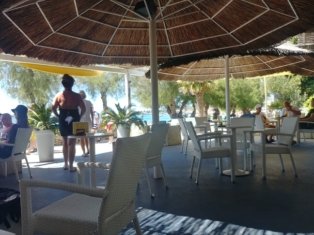 Baza Bar Srima - Gastronomija i ugostiteljstvo