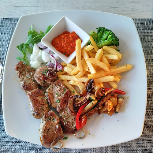 Comentarii opinii despre Gostionica Luna