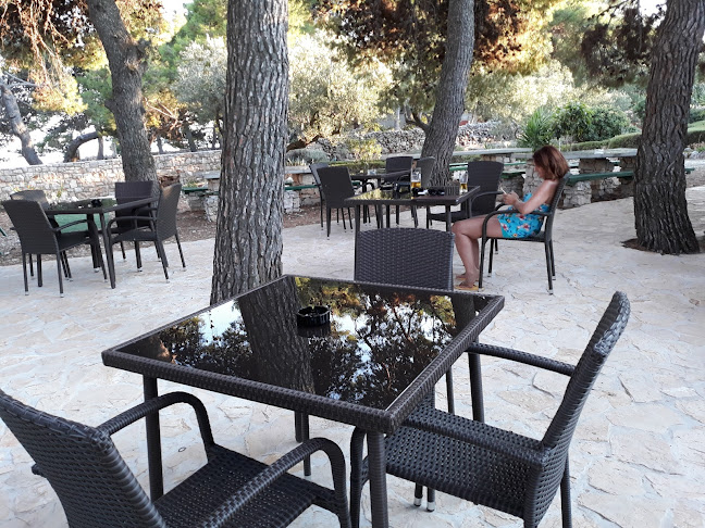 Krknjaši 49, 21225, Veliki Drvenik