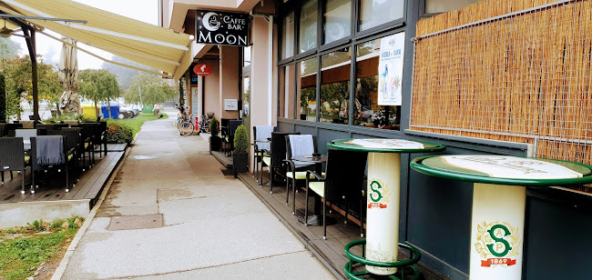 Caffe Bar Moon