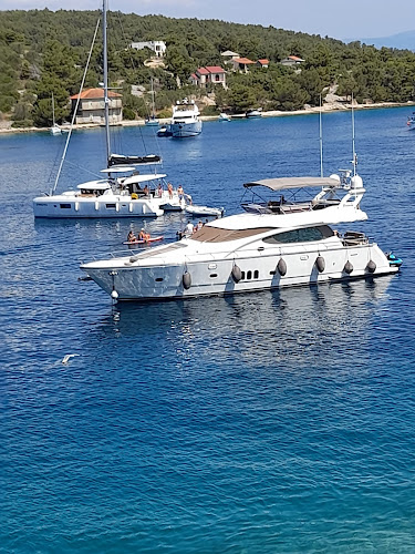 Konoba MARETA - Gastronomija i ugostiteljstvo