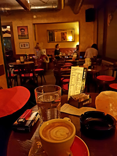 Opinii despre Club Bar "No Sikiriki" în Zagreb - Gastronomija i ugostiteljstvo