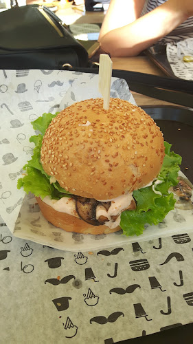 Mr. Burgeric - Split