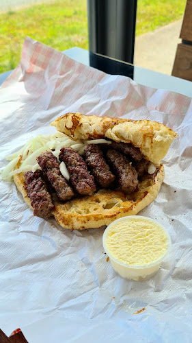 MC Chevap - Gastronomija i ugostiteljstvo