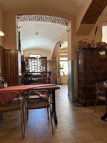 Konoba Kostanjac - Gastronomija i ugostiteljstvo