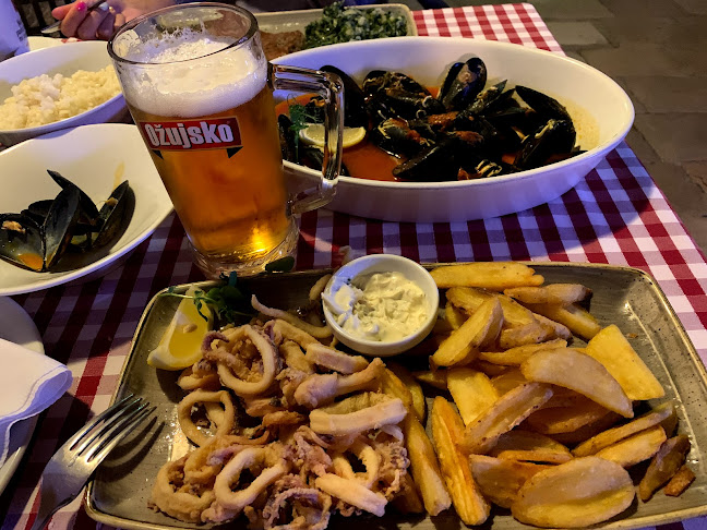 Ul. Brne Karnarutića 4, 23000, Zadar