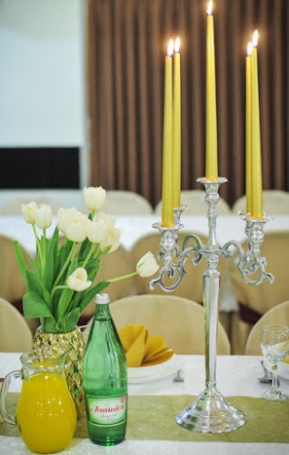 Stefova Klet - Gastronomija i ugostiteljstvo