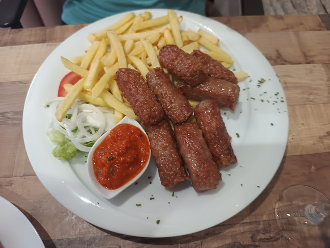 Restoran "Garfild" - Povile