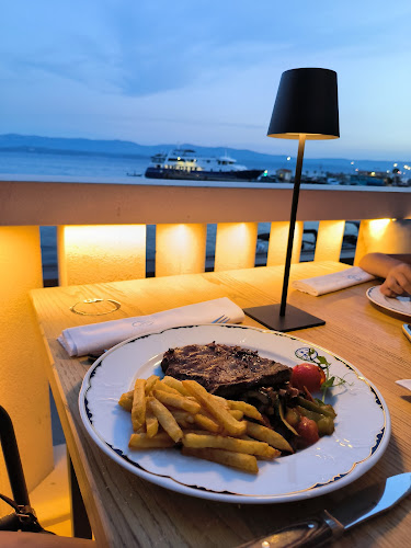 Comentarii opinii despre Taverna Riva