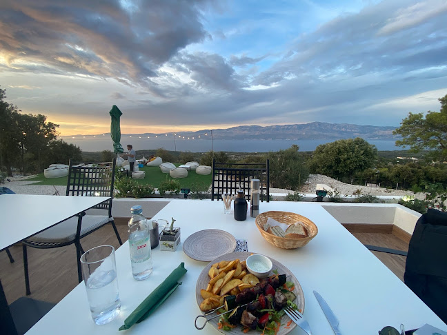 Opinii despre Cava Brač în Škrip - Gastronomija i ugostiteljstvo