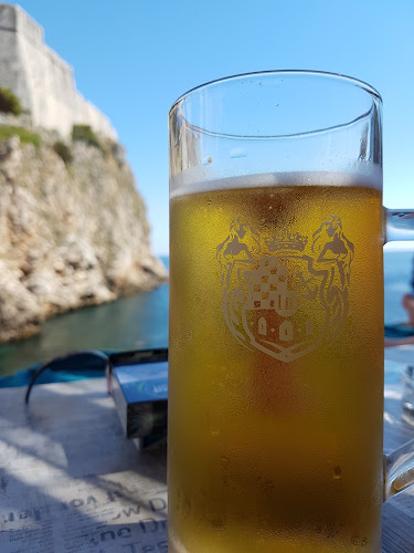 Beach bar Ala Mizerija - Gastronomija i ugostiteljstvo