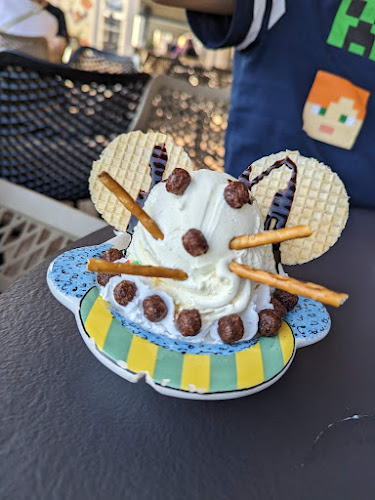 Obala, Ul. Maršala Tita 82, 52221, Rabac