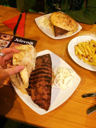 Creska ul. 2, 52100, Pula