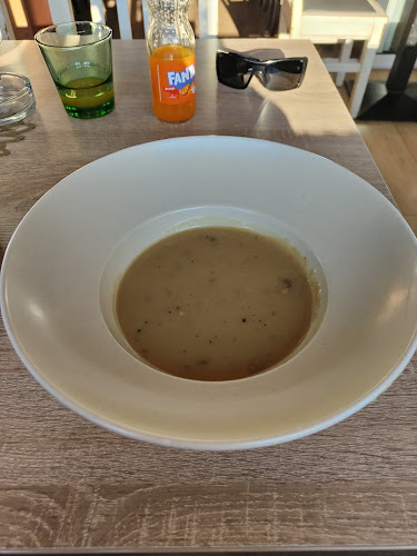 Opinii despre Papar Grill Makarska în Makarska - Gastronomija i ugostiteljstvo