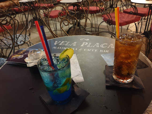 Placa - Gastronomija i ugostiteljstvo