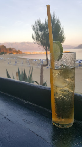 Opinii despre Beach Bar Bamboocho în Lopar - Gastronomija i ugostiteljstvo