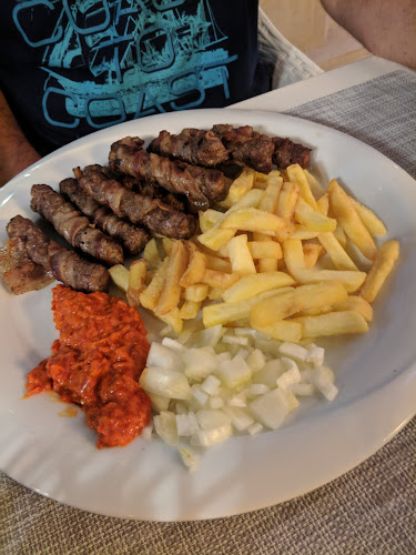 Papar Grill Makarska - Gastronomija i ugostiteljstvo
