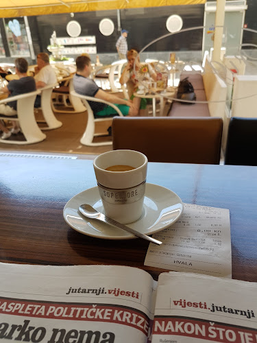 Maksimirska Cesta 71V, 10000, Zagreb