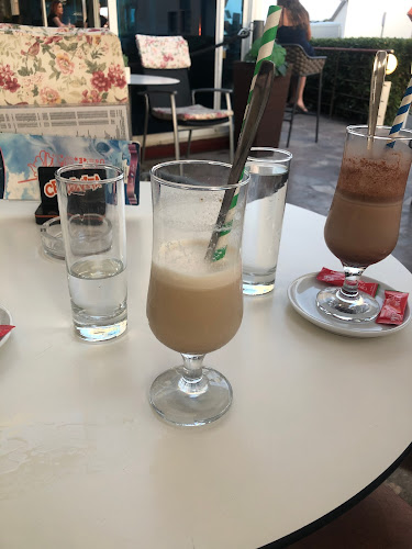 Queen Elizabeth - Gastronomija i ugostiteljstvo