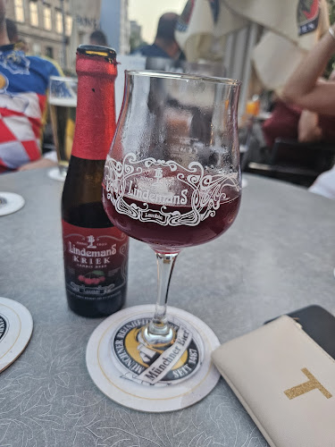 Hollywood cafe - Gastronomija i ugostiteljstvo