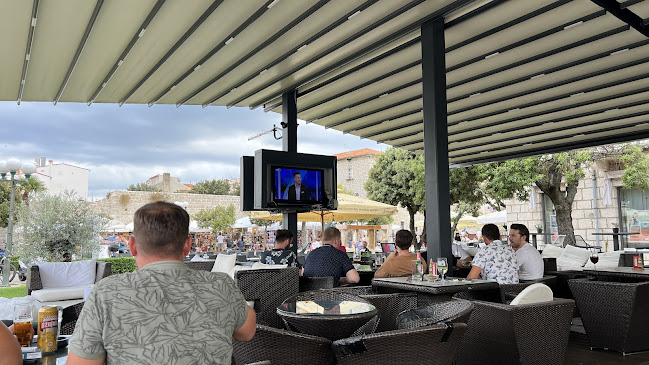 Launge Bar Royal - Gastronomija i ugostiteljstvo