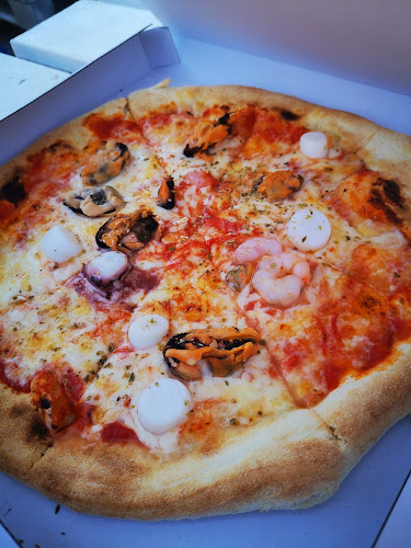 Opinii despre La Playa Bistro în Pješčana Uvala - Gastronomija i ugostiteljstvo