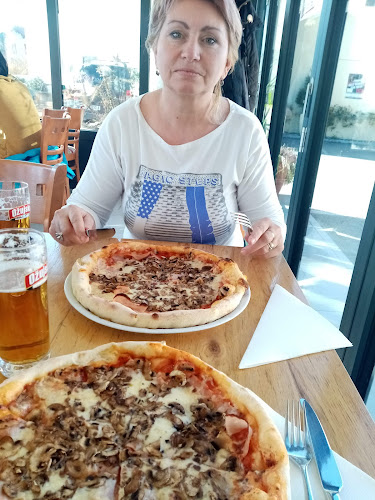 Restoran - Pizzeria 4M - Gastronomija i ugostiteljstvo