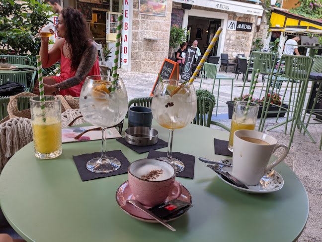 Smile Bar - Gastronomija i ugostiteljstvo